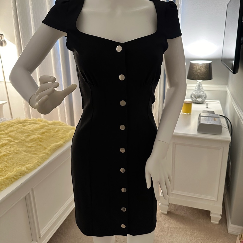 Black dress size M stretch fabric snap up